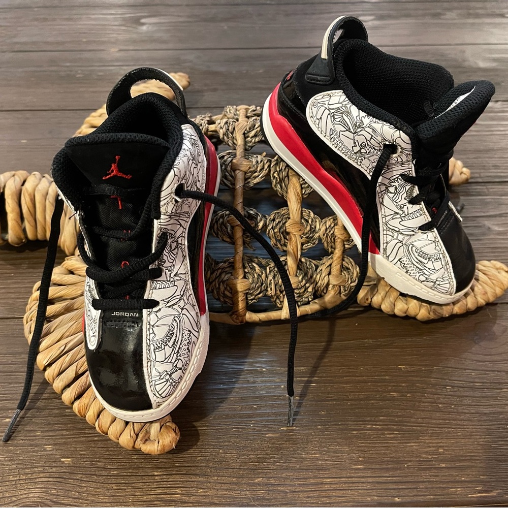 Nike Kids Air Jordan Zero Retro Sneakers